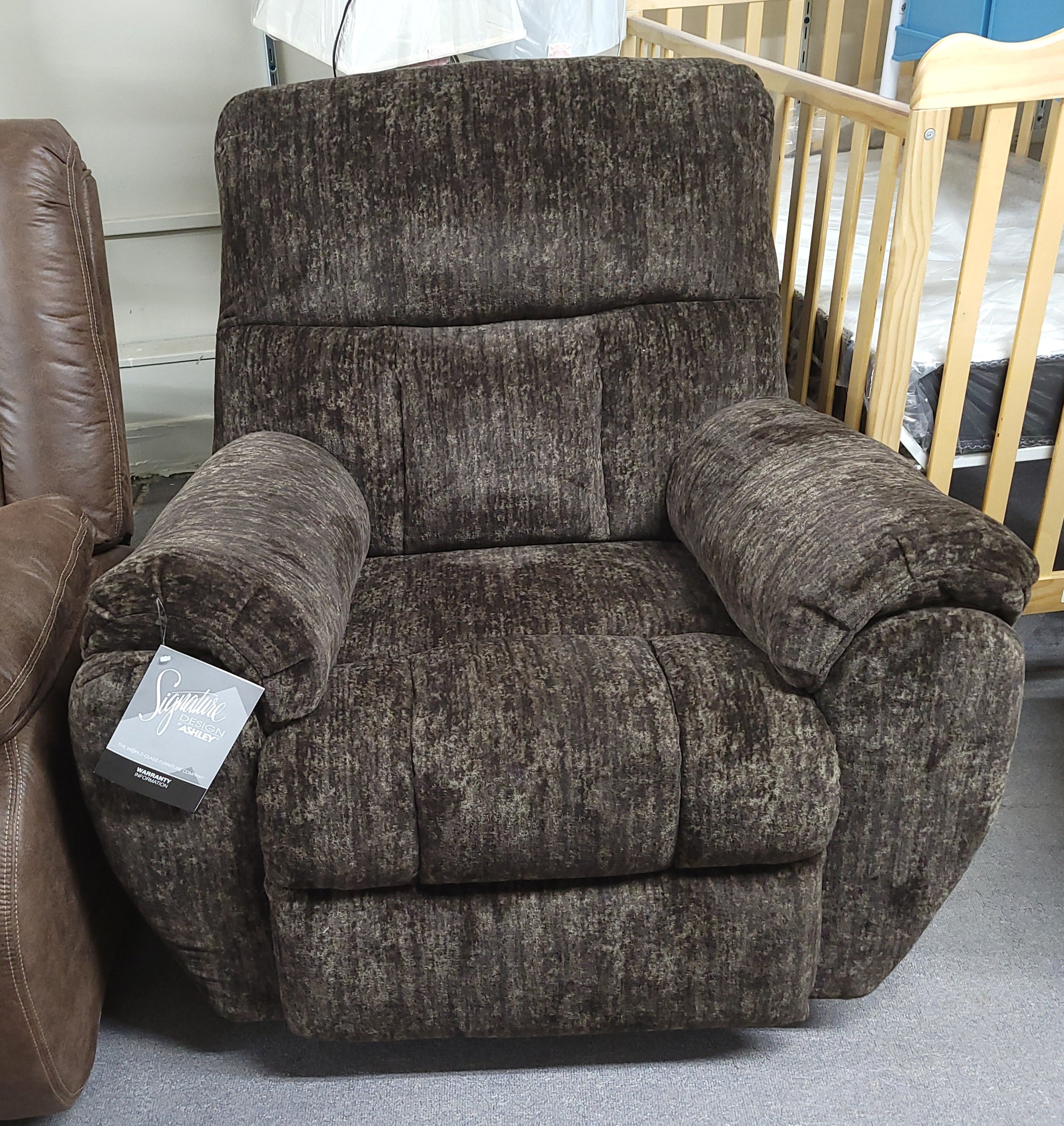 Recliner brown 2